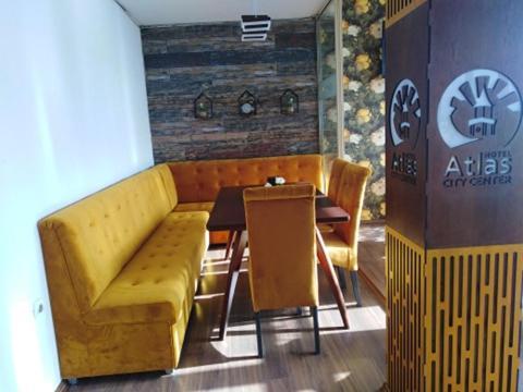 Atlas City Center Hotel Прілеп Екстер'єр фото